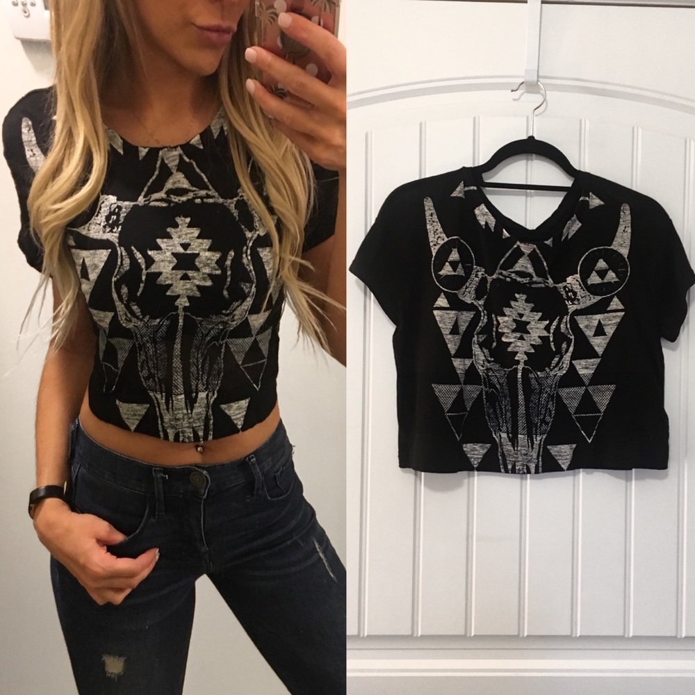 Express Longhorn Mesh Short Sleeve Top XS